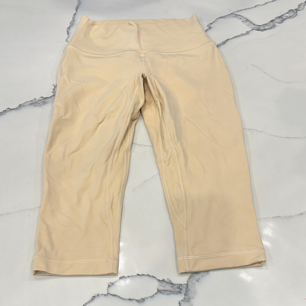 Lululemon leggings size 6